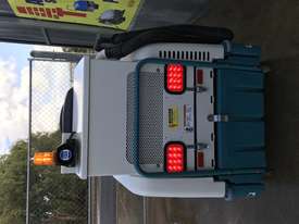 TENNANT 6100 with hand vac. option Terrific Condition - picture1' - Click to enlarge