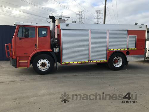 International Acco 2350G Fire Truck