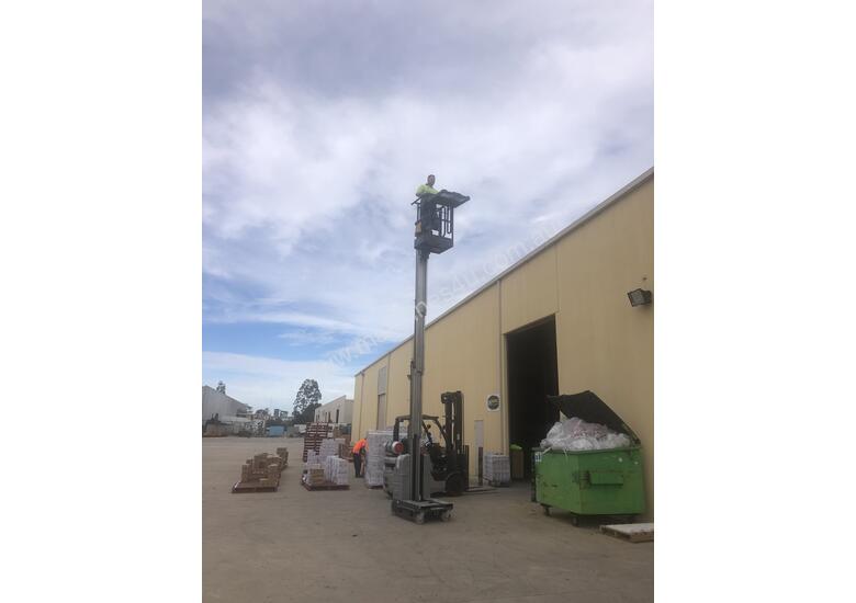 caption Stock Picker Scissor Lift 2016
