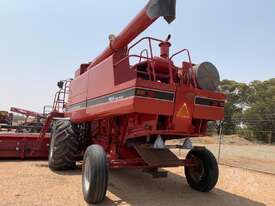 Case IH 1660 Axial Flow Combine - picture2' - Click to enlarge