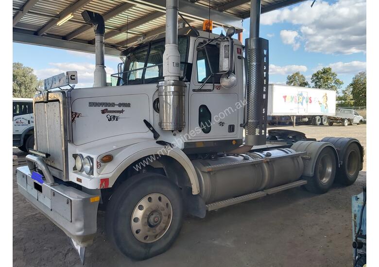 caption 2008 Western Star 4800 Prime Mover