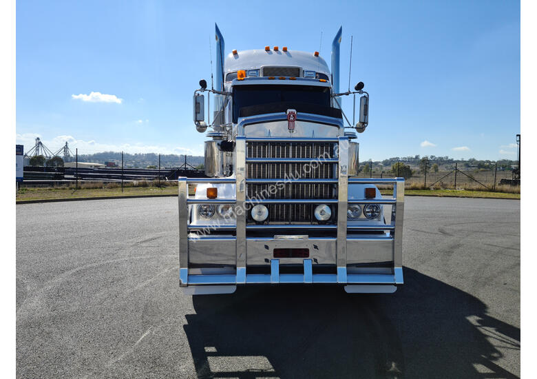caption Kenworth T909 Primemover Truck
