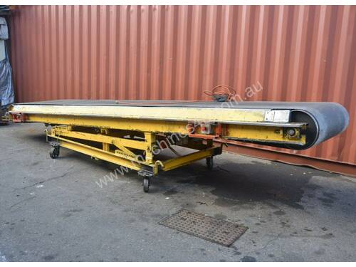 Powered rubber 910(w) belt Conveyor adjustable height & angle 3 phase 5400 long