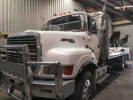 ford l9000 aeromax - picture2' - Click to enlarge