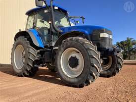 New Holland TM130 FWA Cab - picture0' - Click to enlarge