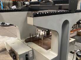 CMM Measuring Machine  - picture1' - Click to enlarge