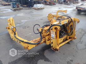 TYRE HANDLER TO SUIT CATERPILLAR LOADER - picture1' - Click to enlarge