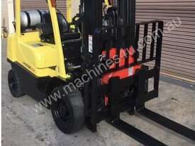 Forklift with rotator  - picture0' - Click to enlarge