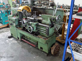 Whacheon WL-435 Centre lathe - picture1' - Click to enlarge