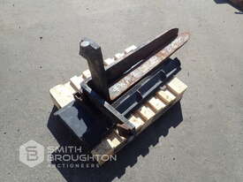 850MM FORKS TO SUIT MINI SKID STEER - picture0' - Click to enlarge