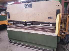 Guifil press brake  - picture0' - Click to enlarge