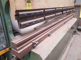 Guifil press brake  - picture0' - Click to enlarge