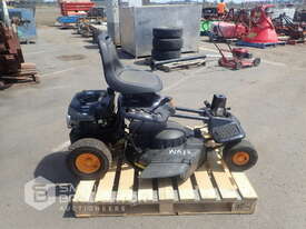 MCCULLOCH MOWCART 66 RIDE ON MOWER - picture0' - Click to enlarge