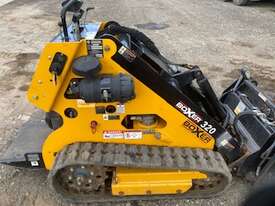 Boxer 320 Mini-Skid Steer - picture0' - Click to enlarge