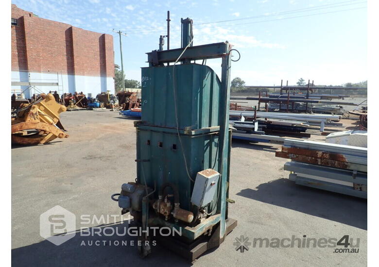 Used HYDRAULIC WOOL PRESS in , Listed on Machines4u