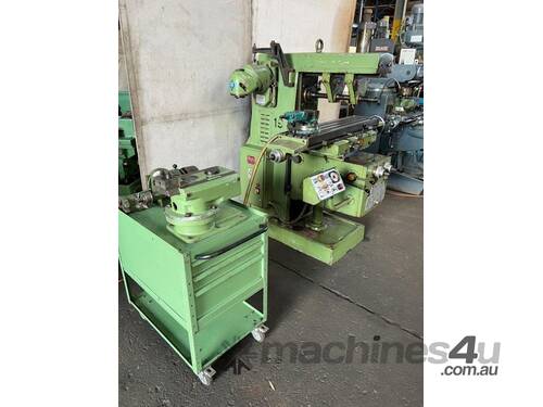 Pacific FU1100 Universal Milling Machine with good selection of tooling and accessories