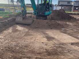 Kobelco SK45 SRX Excavator  - picture0' - Click to enlarge