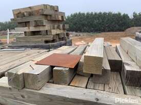 1000 x Wooden Spacers Used between Poly Pipe Loads - picture0' - Click to enlarge