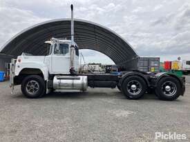 1989 Mack Value Liner - picture1' - Click to enlarge