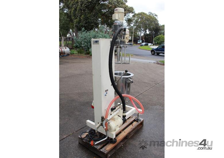 Vacuum Processing Vessel.