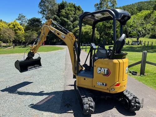 2021 CAT 301.7 Excavator