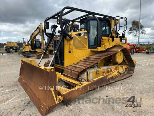 CATERPILLAR D6T LGP Track Type Tractors