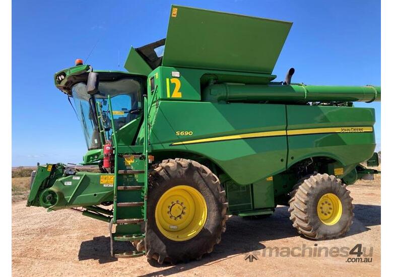 Used John Deere John Deere S690 40ft 640D Nut Harvesters in , - Listed ...