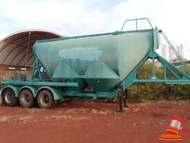 MILL MIX BULK CEMENT TANKER - picture0' - Click to enlarge