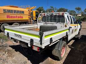 Toyota Hilux Dual Cab Ute - picture2' - Click to enlarge