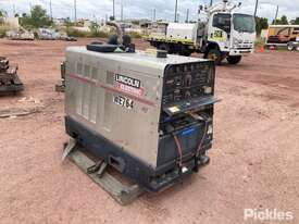 Lincoln Electric Air Vantage 500 Diesel Welder, Hours: 4,065 Hours Showing, Powered By Cummins B3.3  - picture0' - Click to enlarge