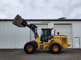 John Deere 644K Loader - picture0' - Click to enlarge