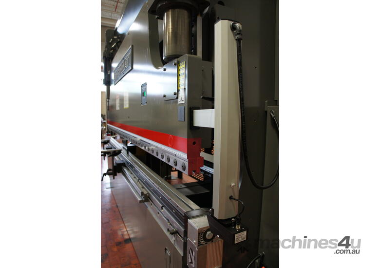 Cincinnati Press Brake