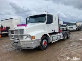 2004 Volvo NH12 - picture0' - Click to enlarge