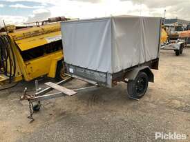 2011 John Papas Trailers JPT - picture0' - Click to enlarge