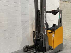 Jungheinrich 1.6T Ride on Reach Truck  - only 90 hours - as new - picture0' - Click to enlarge