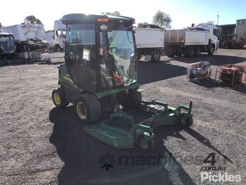 2018 John Deere 1585 Terrain Cut