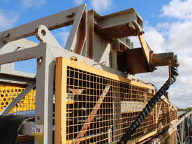 HYDRAULIC STACKER - picture0' - Click to enlarge