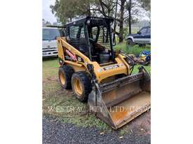 CATERPILLAR 216B3LRC Skid Steer Loaders - picture0' - Click to enlarge