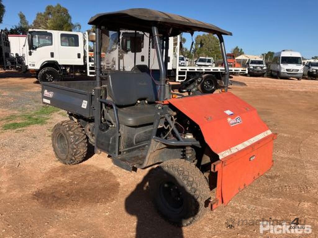 Used Kubota Kubota RTV900 4x4 4x4 Yard Buggy ATV / UTV / Side By Side in , Listed on Machines4u