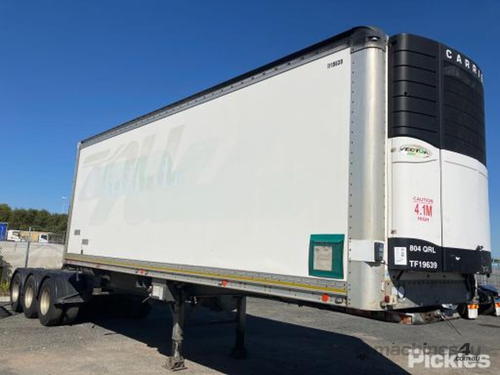 Buy Used peki Peki 24ft Tri Axle Roll Back Refrigerated Pantech Pantech ...