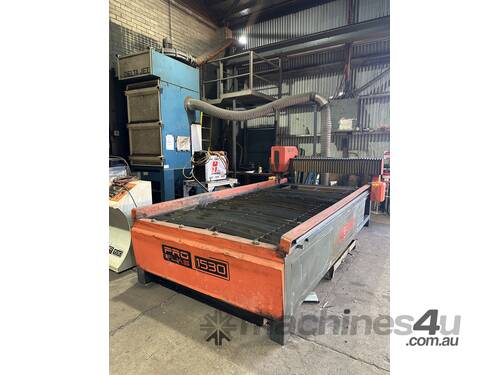 Secondhand Plasma Cutter - Hypertherm 125 with capability of 20mm GI; Plus cutting bed