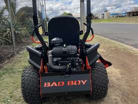 Bad Boy Maverick HD Commercial Zero Lawn Mower - picture0' - Click to enlarge