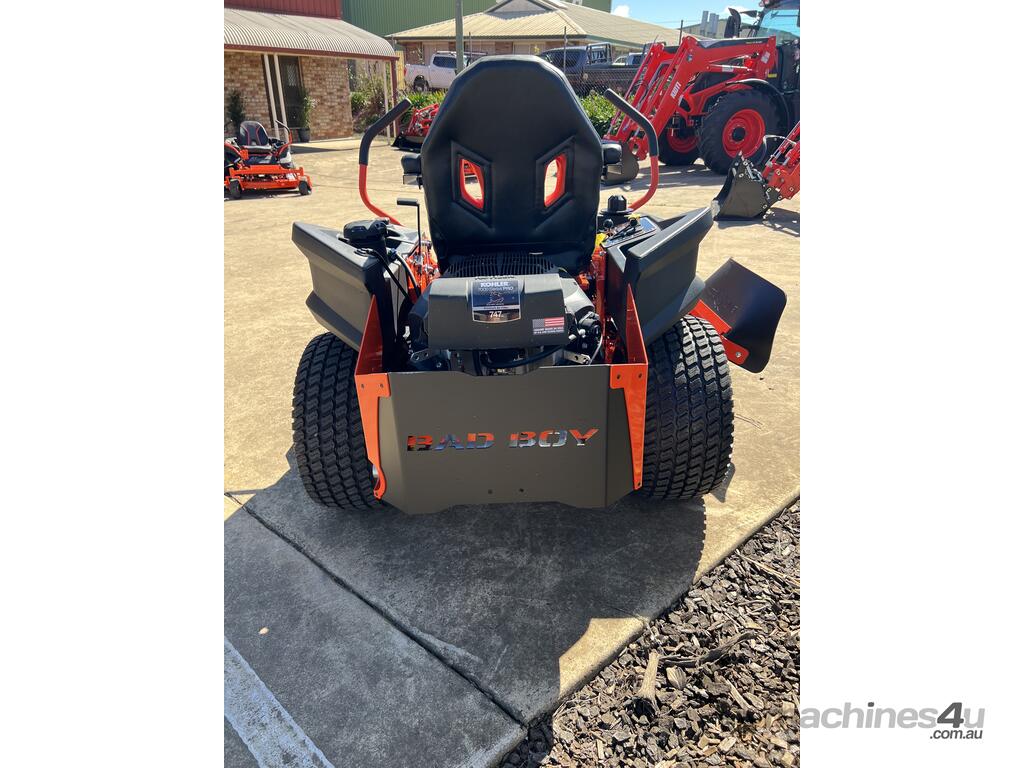 New 2023 bad boy Bad Boy ZT Elite 54 Zero Turn Mower American Made
