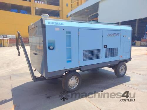 530 CFM AIRMAN (JAPAN ) HIGH PRESSURE COMPRESSOR  NEW CONDITION ONLY 153 HOURS COST $110000 NEW