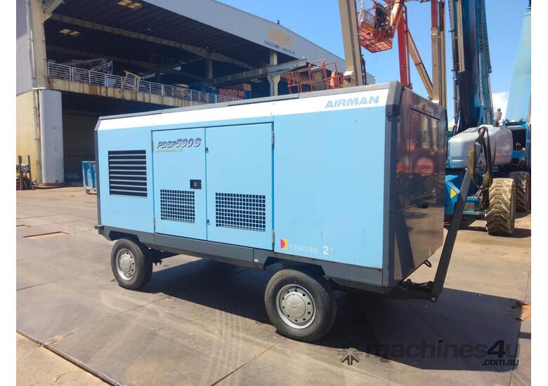 caption 530 CFM AIRMAN (JAPAN ) HIGH PRESSURE COMPRESSOR NEW CONDITION ONLY 153 HOURS COST $110000 NEW