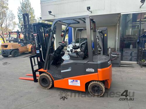 2016 2.5 ton container mast Electric Forklift