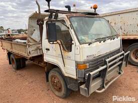 1992 Toyota Dyna 400 Tipper - picture0' - Click to enlarge