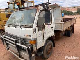 1992 Toyota Dyna 400 Tipper - picture1' - Click to enlarge