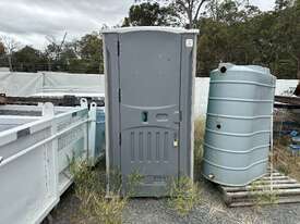 3 x Portable Toilets - picture0' - Click to enlarge