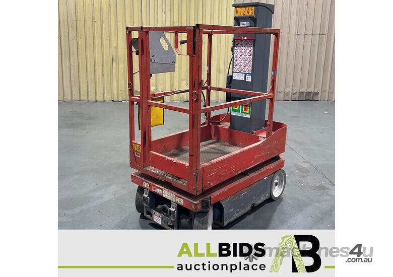 Used 2013 skyjack SJ12 Scissor Lift in , Listed on Machines4u